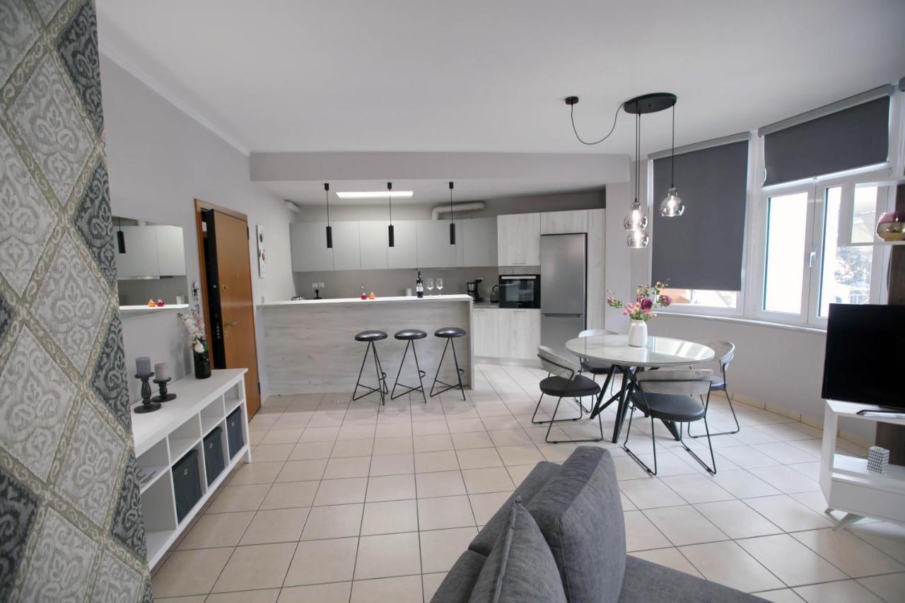 Ioanna'S Luxury Two Bedroom Apartment Nafplion Exteriör bild